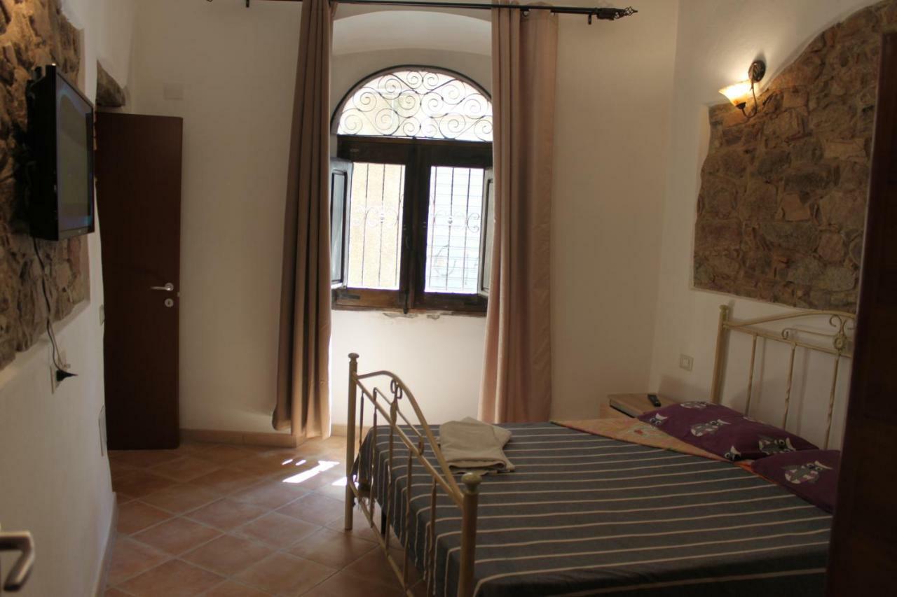 B&B Sotto Le Stelle Vacanze 巴里萨尔多 外观 照片